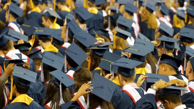 Universities have cancelled commencement. Students should skip it anyway